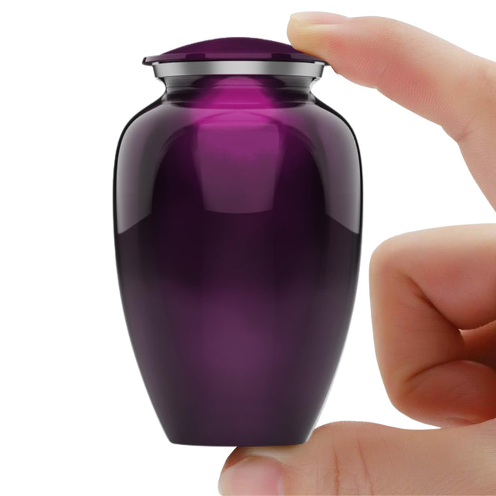 Modern Memorial Franklin Black Decorative Cremation Urn